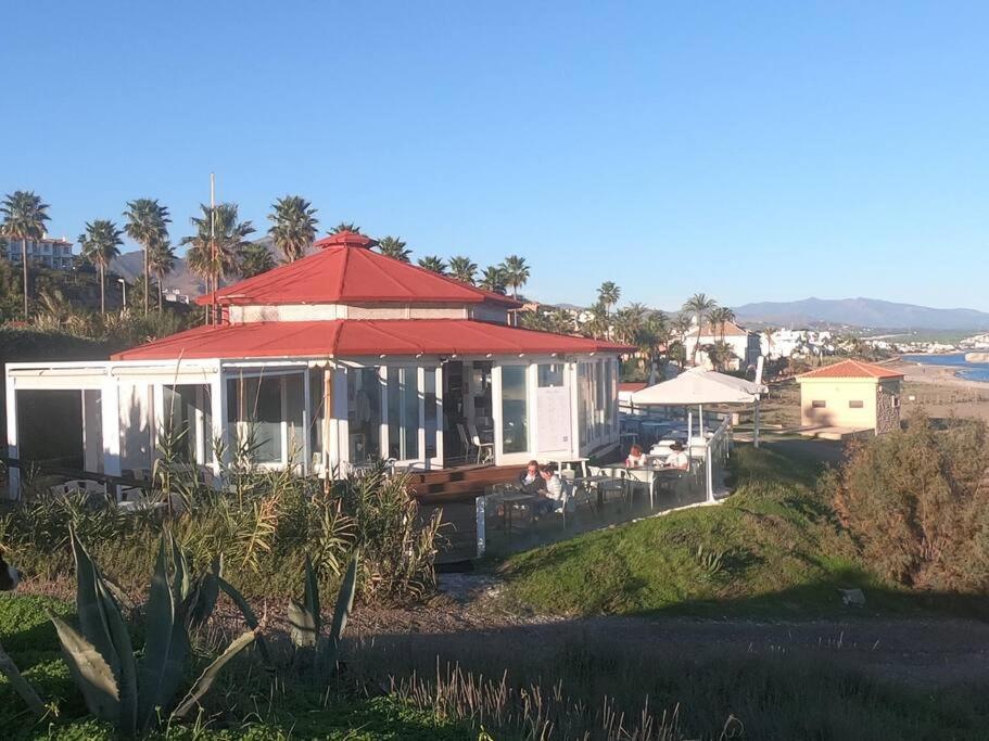 Schoenes Penthouse Mit Meerblick Pura Vida Bahia de Casares المظهر الخارجي الصورة